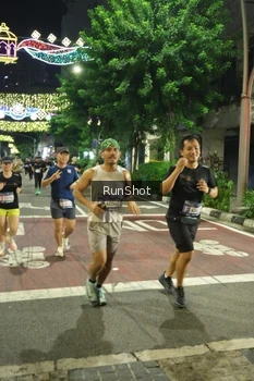 Runner Photo 4212457
