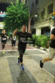 Runner Photo 4212461