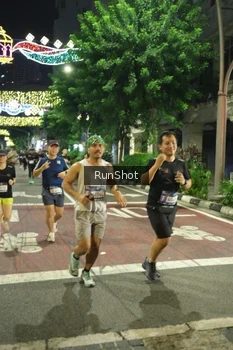 Runner Photo 4212471