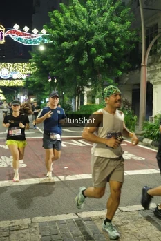 Runner Photo 4212501