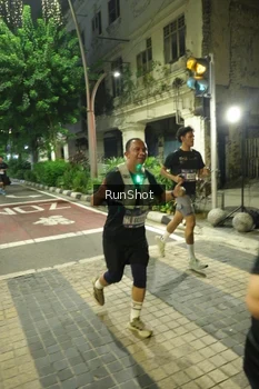 Runner Photo 4212503
