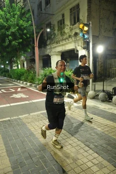 Runner Photo 4212506