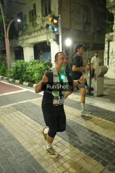 Runner Photo 4212537