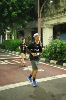Runner Photo 4212625