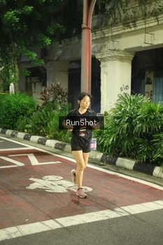 Runner Photo 4212637