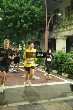 Runner Photo 4212649