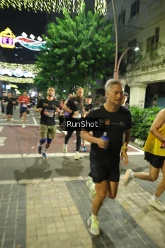 Runner Photo 4212662
