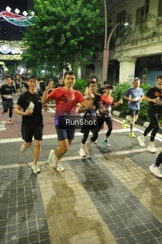 Runner Photo 4212693