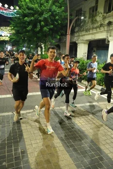 Runner Photo 4212698