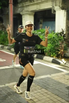 Runner Photo 4212756