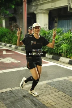 Runner Photo 4212761