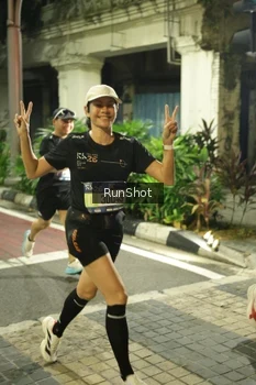 Runner Photo 4212763