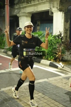 Runner Photo 4212764
