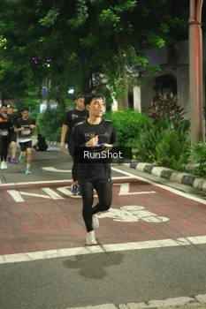 Runner Photo 4212947