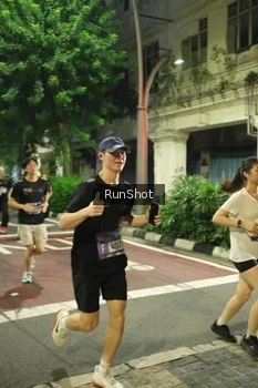 Runner Photo 4212949