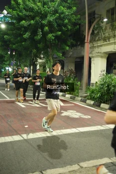 Runner Photo 4212952