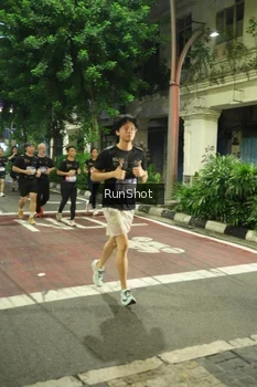 Runner Photo 4212954