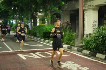 Runner Photo 4212967