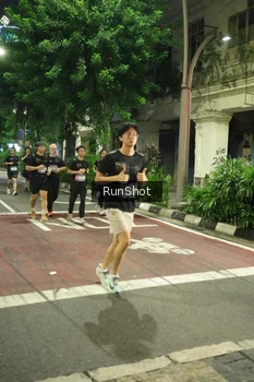 Runner Photo 4212969