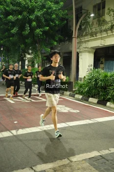Runner Photo 4212980
