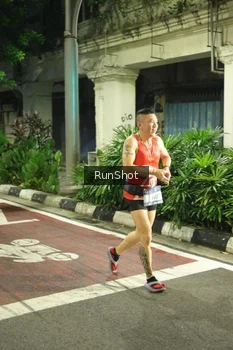 Runner Photo 4213314