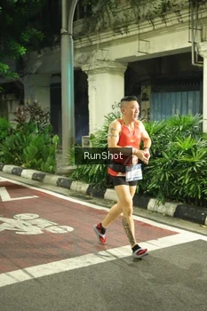 Runner Photo 4213318