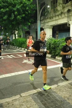 Runner Photo 4213320
