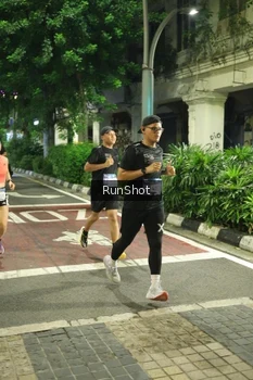 Runner Photo 4213326