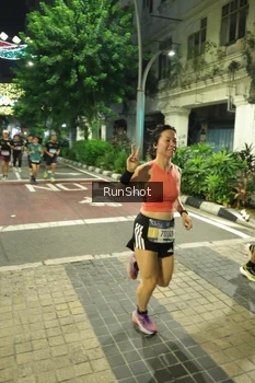 Runner Photo 4213353