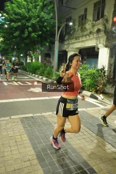 Runner Photo 4213356