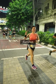 Runner Photo 4213368