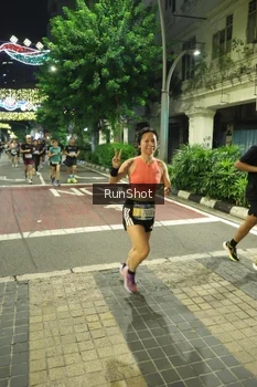 Runner Photo 4213384