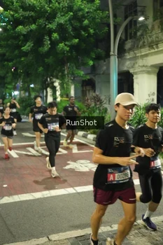 Runner Photo 4213411