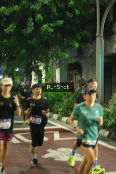Runner Photo 4213413