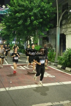 Runner Photo 4213419