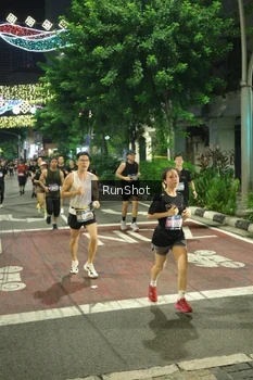 Runner Photo 4213447