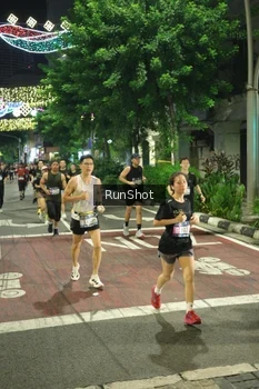 Runner Photo 4213448