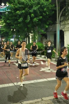 Runner Photo 4213459