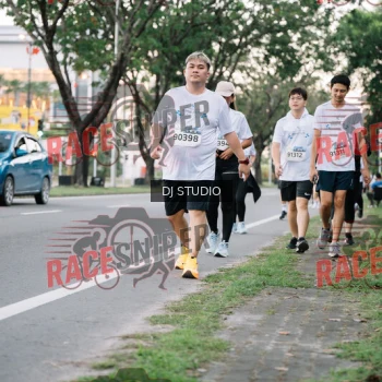 Runner Photo 421357