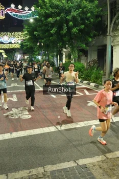 Runner Photo 4213679