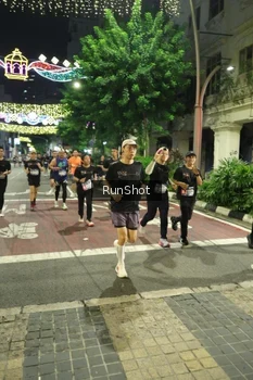 Runner Photo 4213890