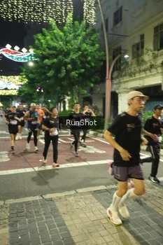 Runner Photo 4213930