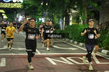 Runner Photo 4213940