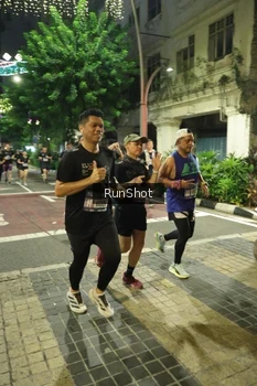 Runner Photo 4213944