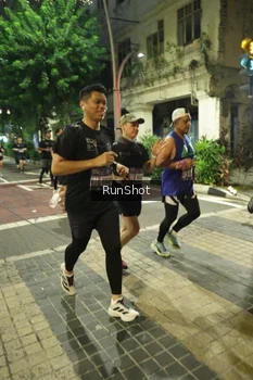 Runner Photo 4213949