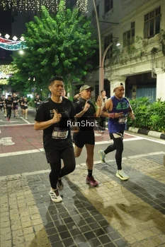 Runner Photo 4213955