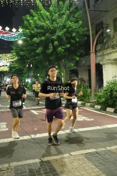 Runner Photo 4214038