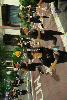 Runner Photo 4214111