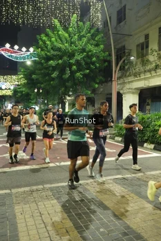 Runner Photo 4214225