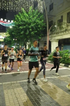 Runner Photo 4214226